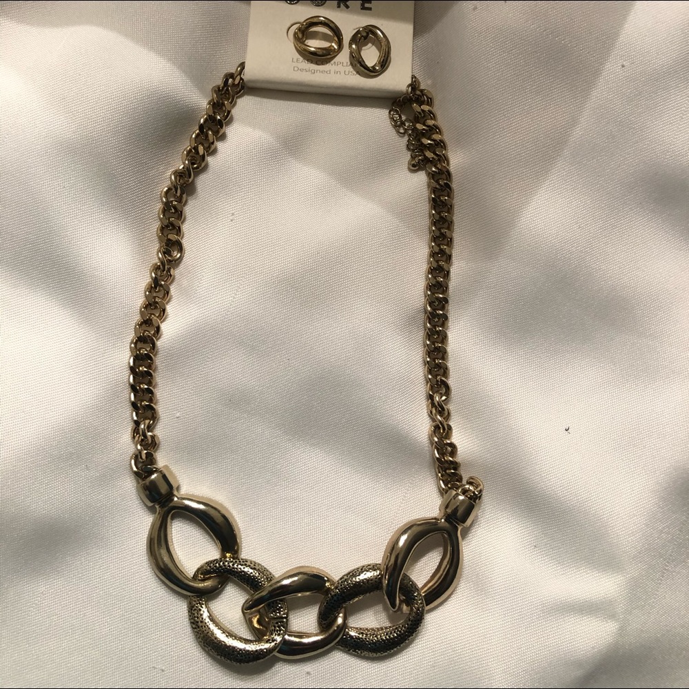 Costume jewelry, necklace and matching earrings.